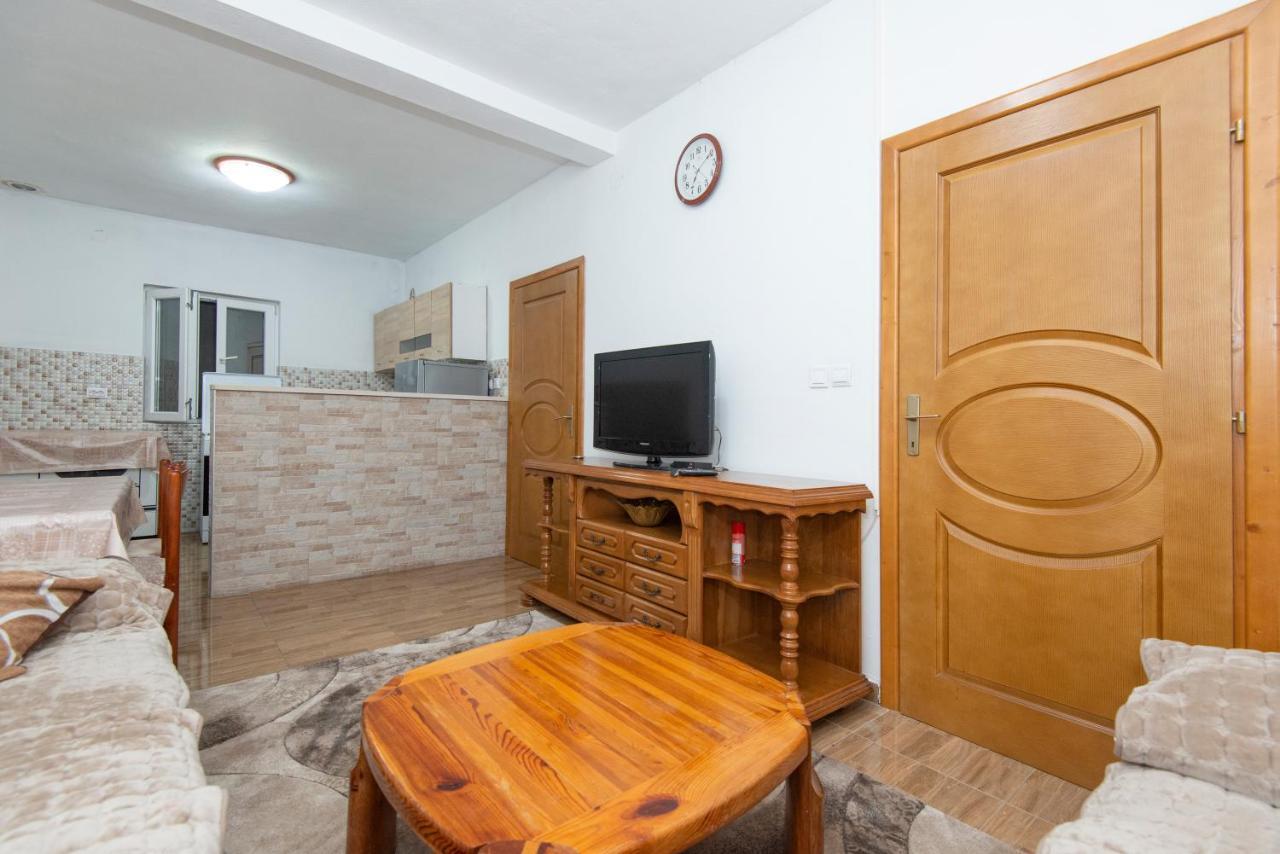 Apartment Tanja Mrcevac Exterior photo